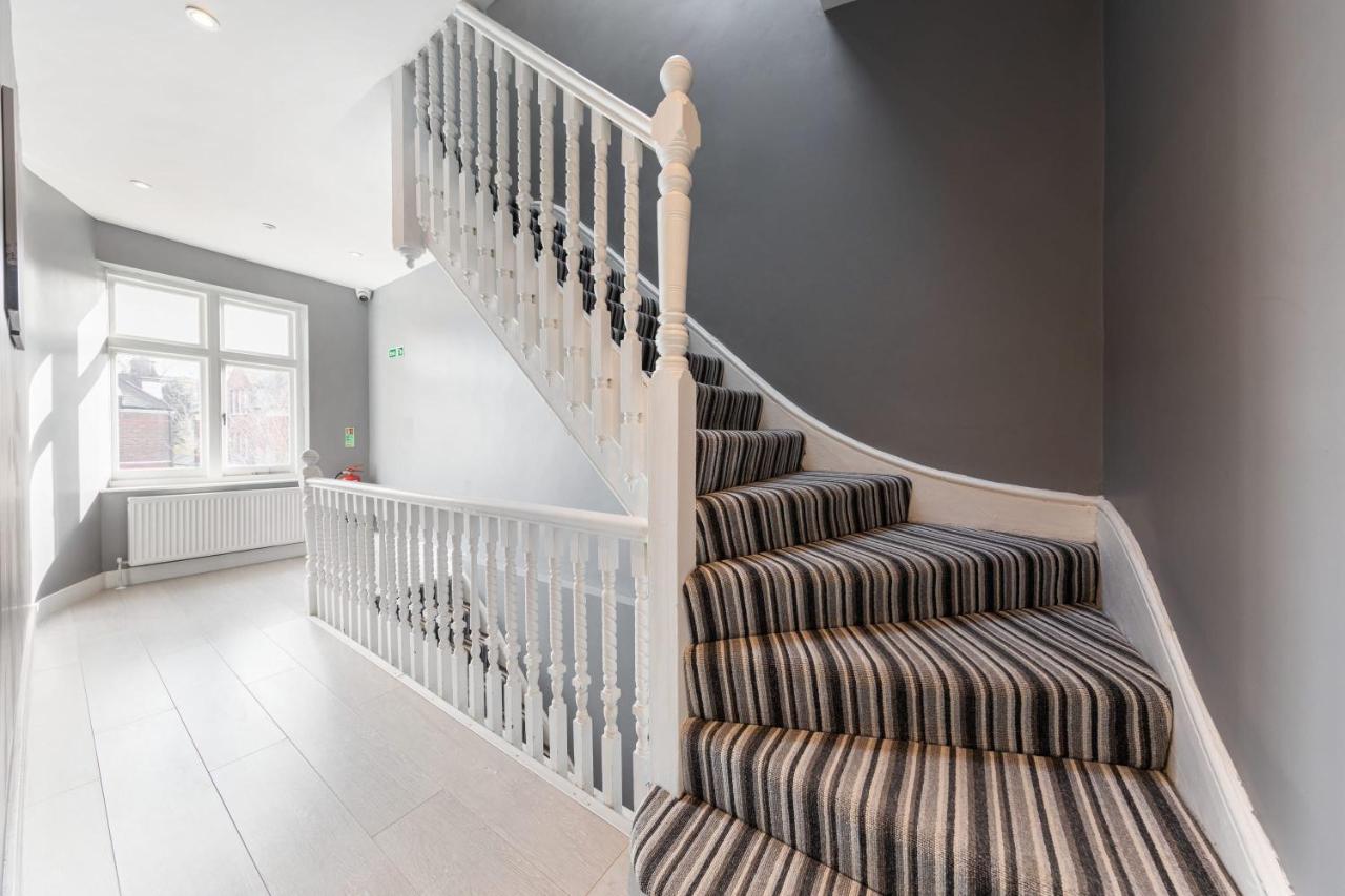 London Double Bedroom Hotel In Tufnell Park With Wifi Экстерьер фото